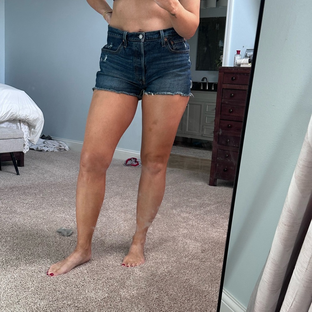 Levi 501 Button Fly High rise shorts